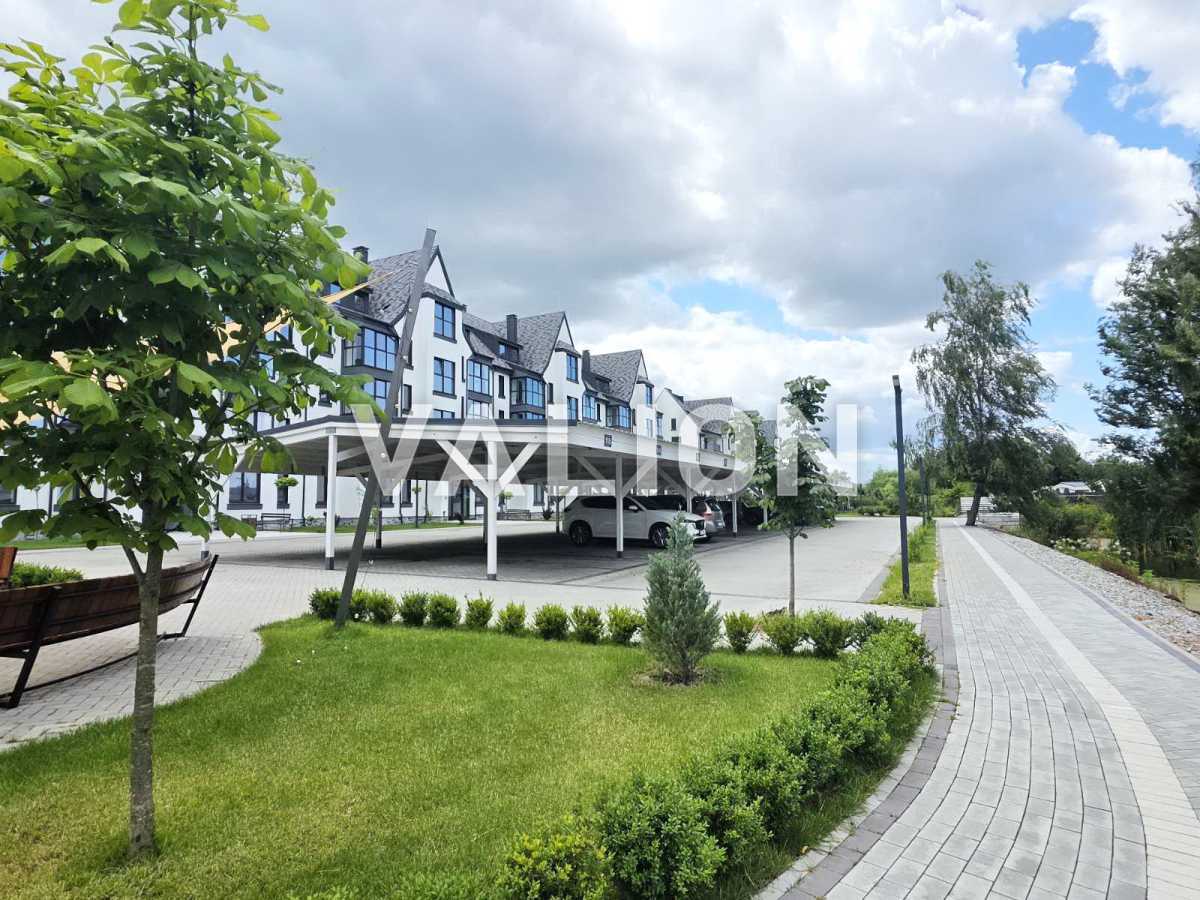 Продажа 2-комнатной квартиры 57 м², Лесная ул., 10