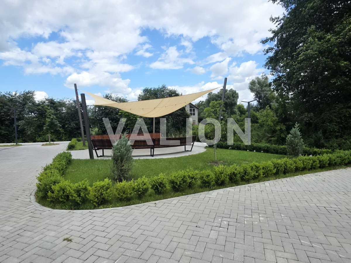 Продажа 2-комнатной квартиры 57 м², Лесная ул., 10