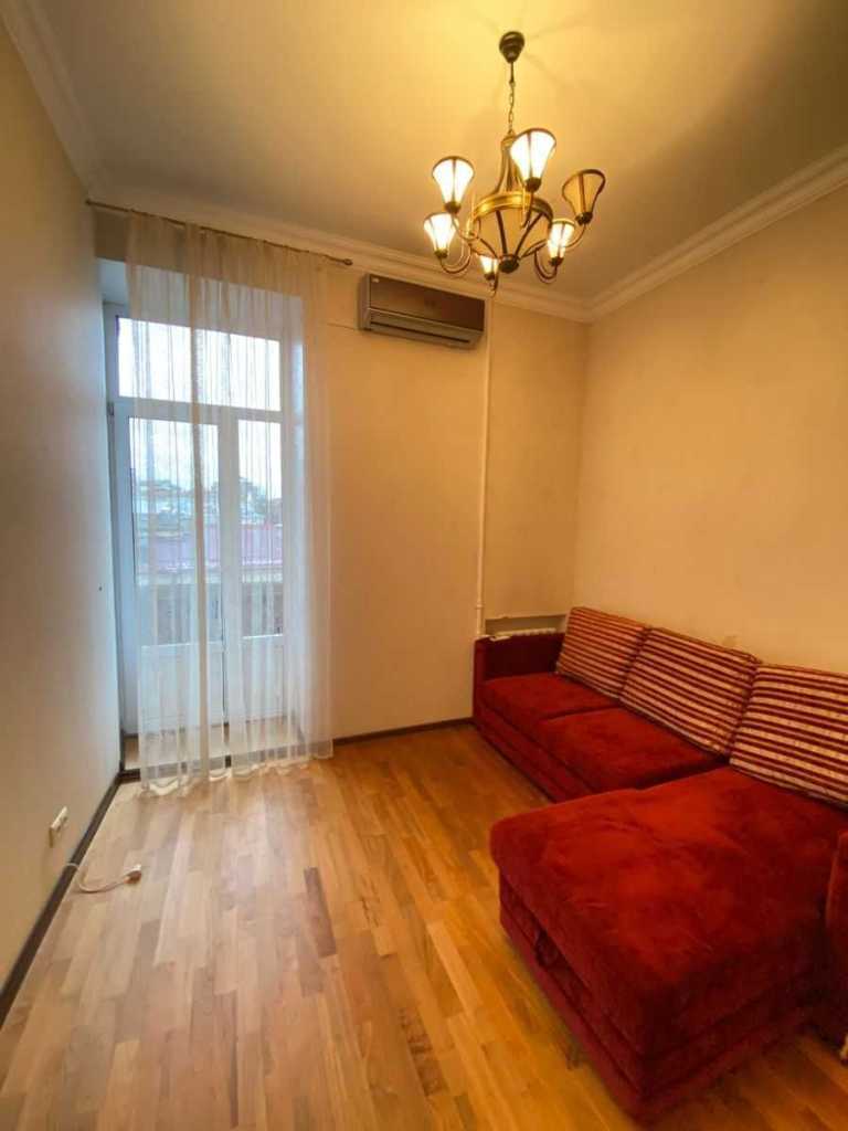Оренда 3-кімнатної квартири 127 м², Хрещатик вул., 15