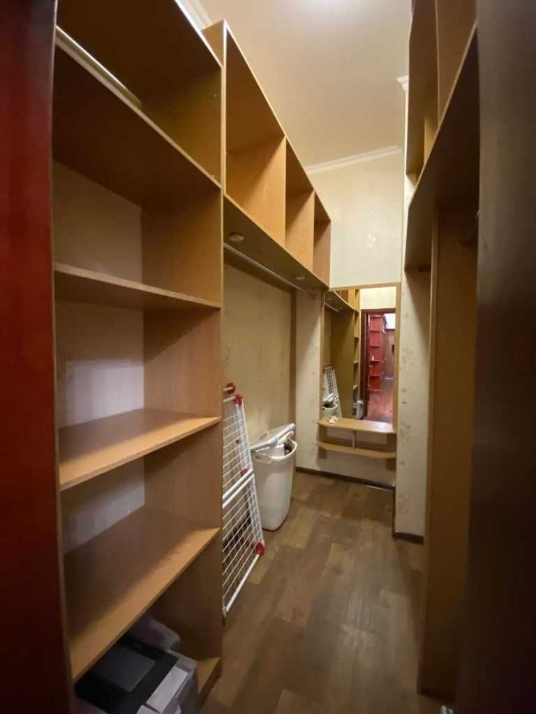 Оренда 3-кімнатної квартири 127 м², Хрещатик вул., 15
