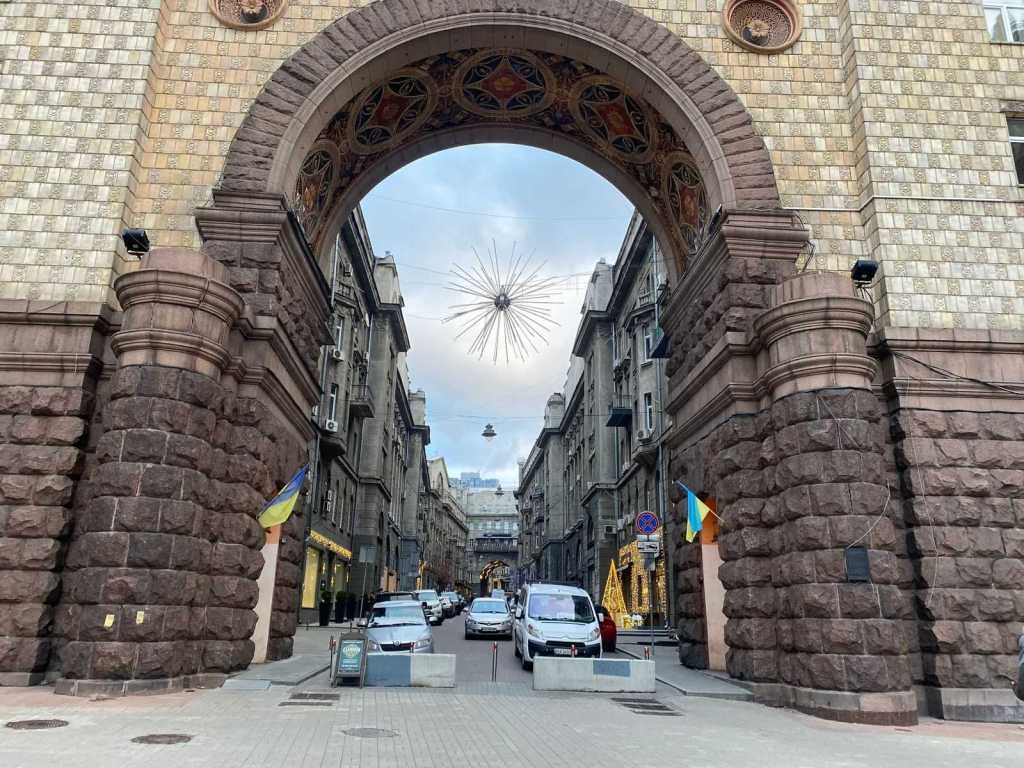 Оренда 3-кімнатної квартири 127 м², Хрещатик вул., 15