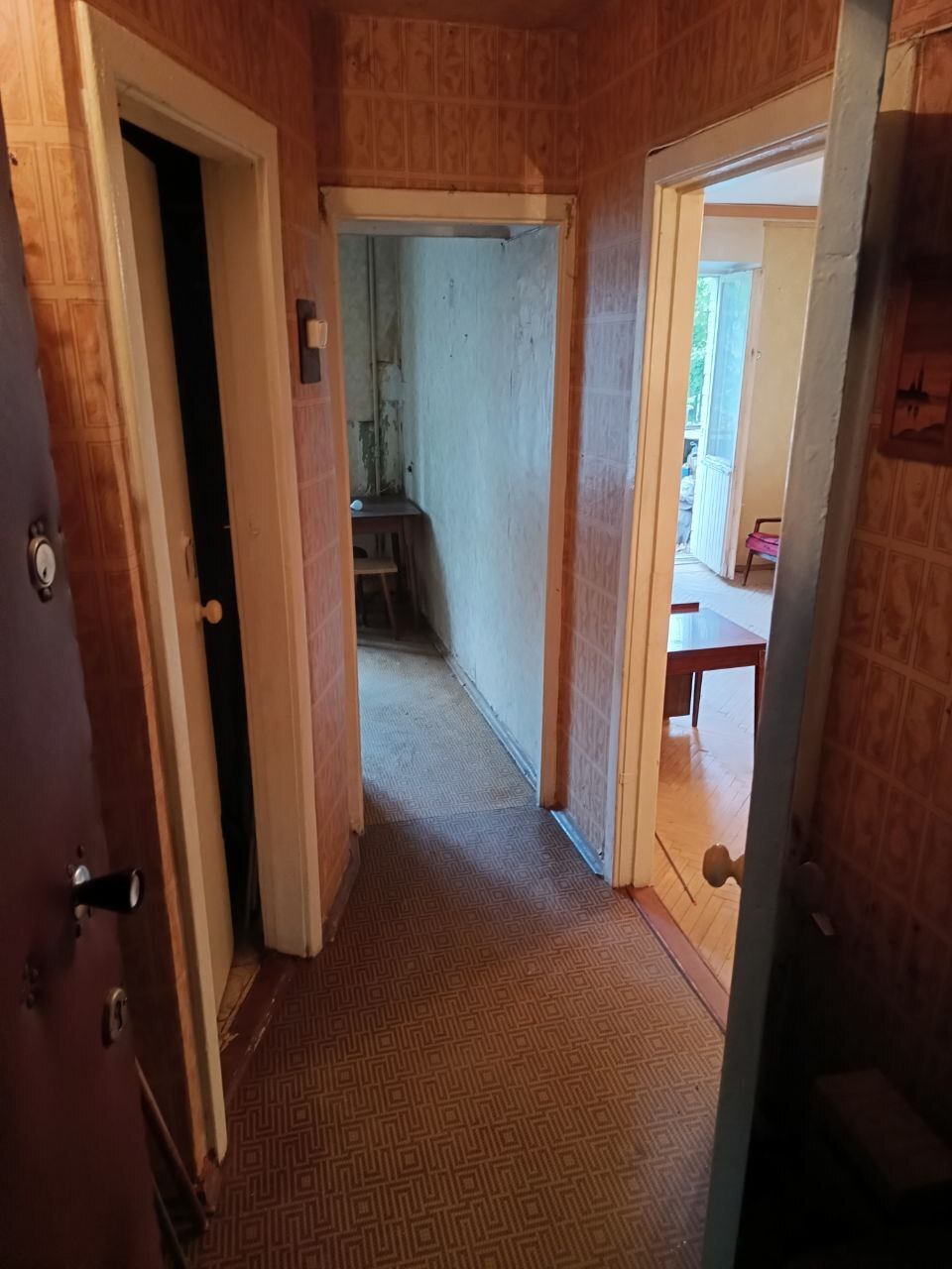 Продажа 1-комнатной квартиры 32 м², Салютная ул., 11