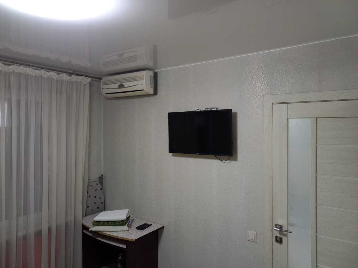 2-комнатная квартира посуточно 42 м², Николаевская дор., дорога,Лузановка,Атамана Головатого, 301