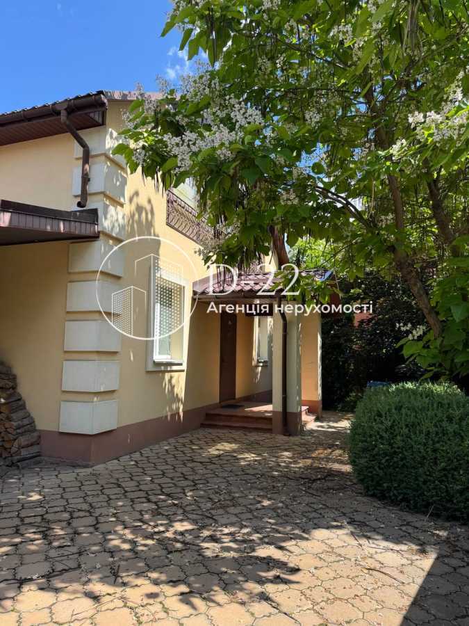 Продаж будинку 223 м², Заньковецької, 1