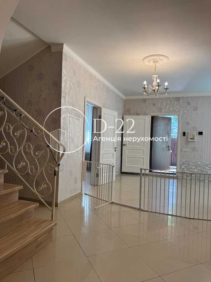 Продаж будинку 223 м², Заньковецької, 1