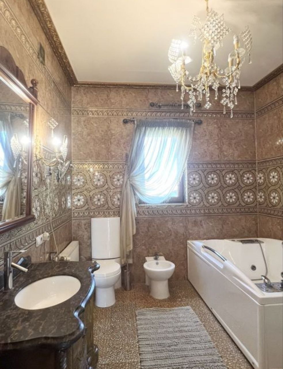 Оренда будинку 500 м², Львівська вул., 15