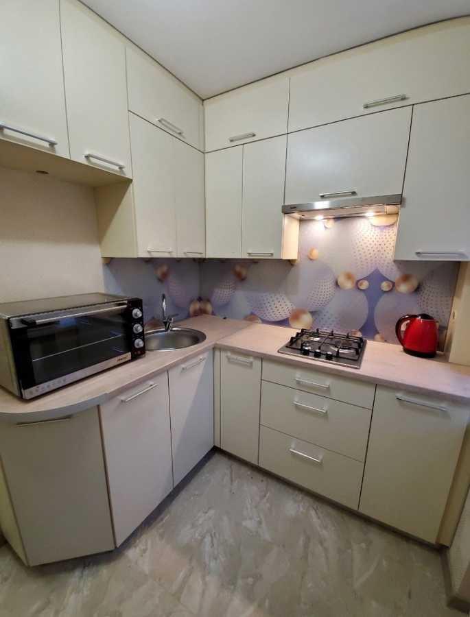 Продажа 2-комнатной квартиры 45 м², Евгения Коновальца ул., 15-3