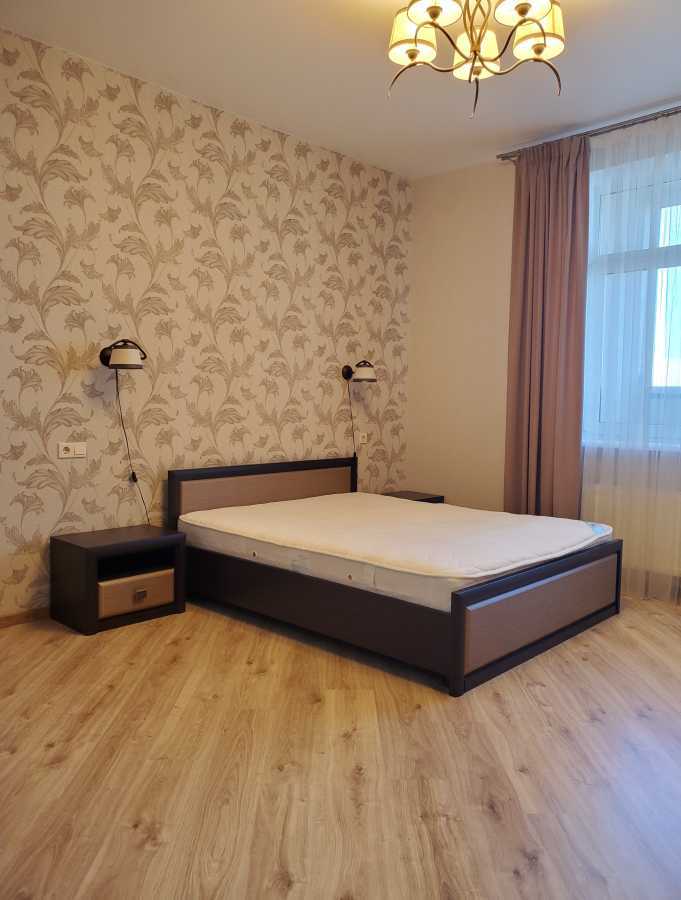 Продажа 2-комнатной квартиры 92 м², Евгения Коновальца ул., 44А
