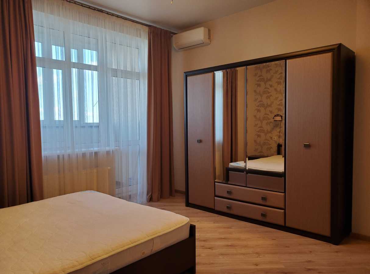 Продажа 2-комнатной квартиры 92 м², Евгения Коновальца ул., 44А