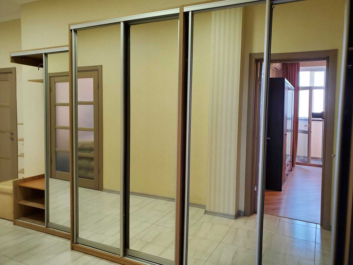 Продажа 2-комнатной квартиры 92 м², Евгения Коновальца ул., 44А