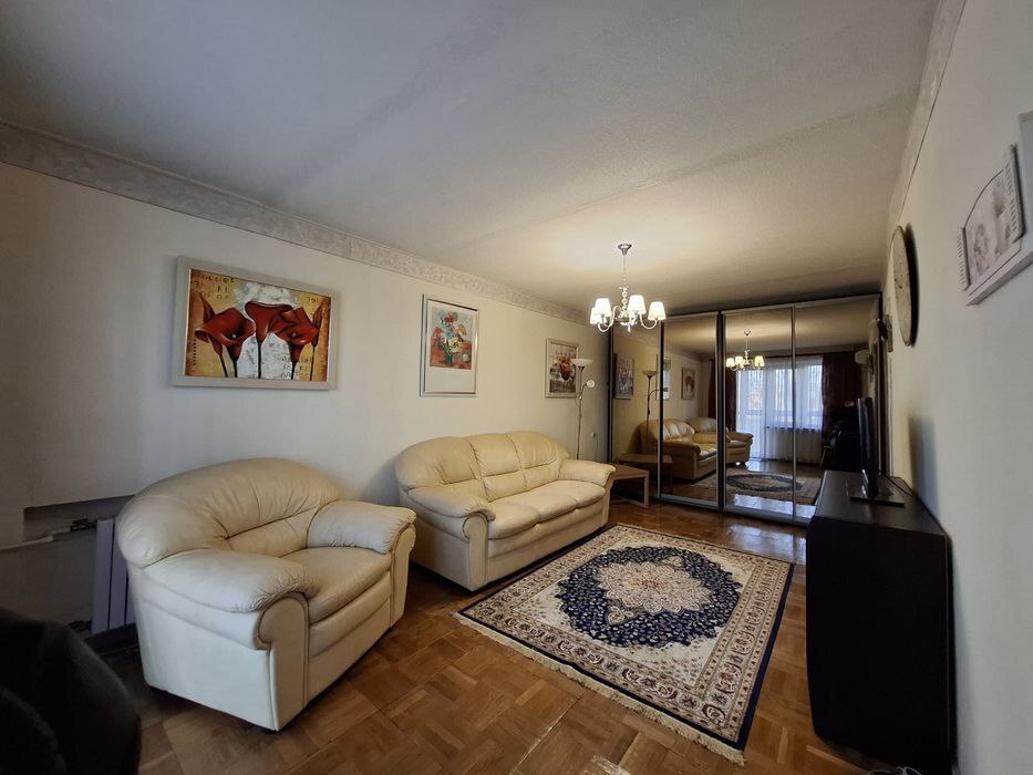 Аренда 2-комнатной квартиры 54 м², Василия Жуковского ул.
