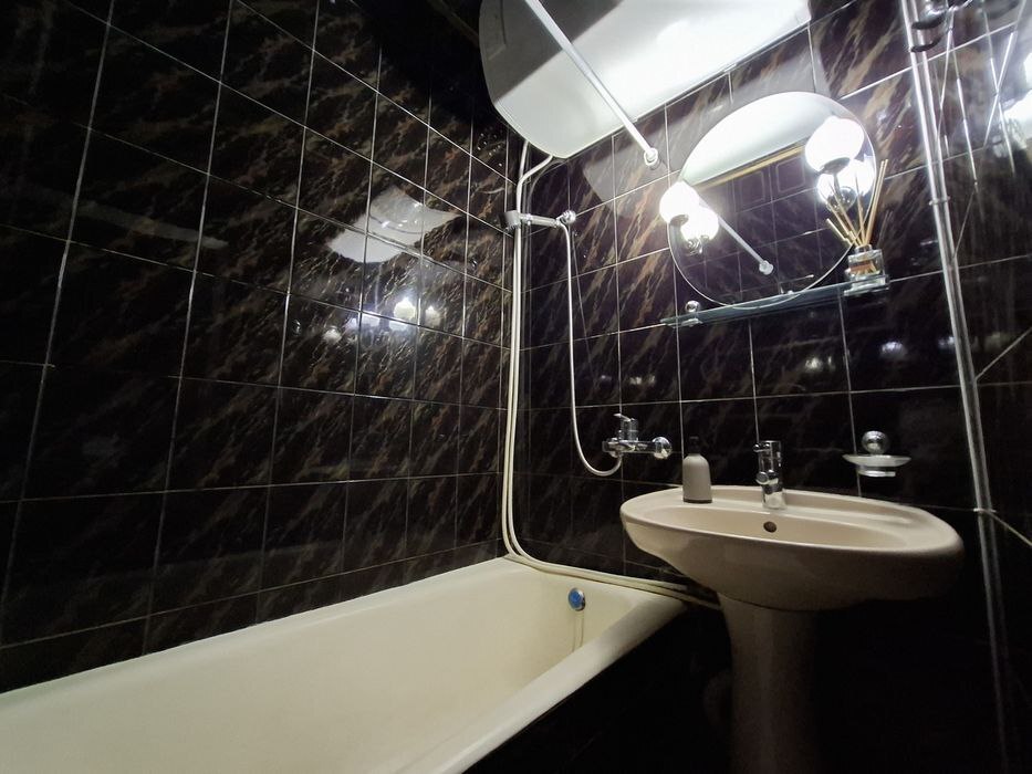 Аренда 2-комнатной квартиры 54 м², Василия Жуковского ул.
