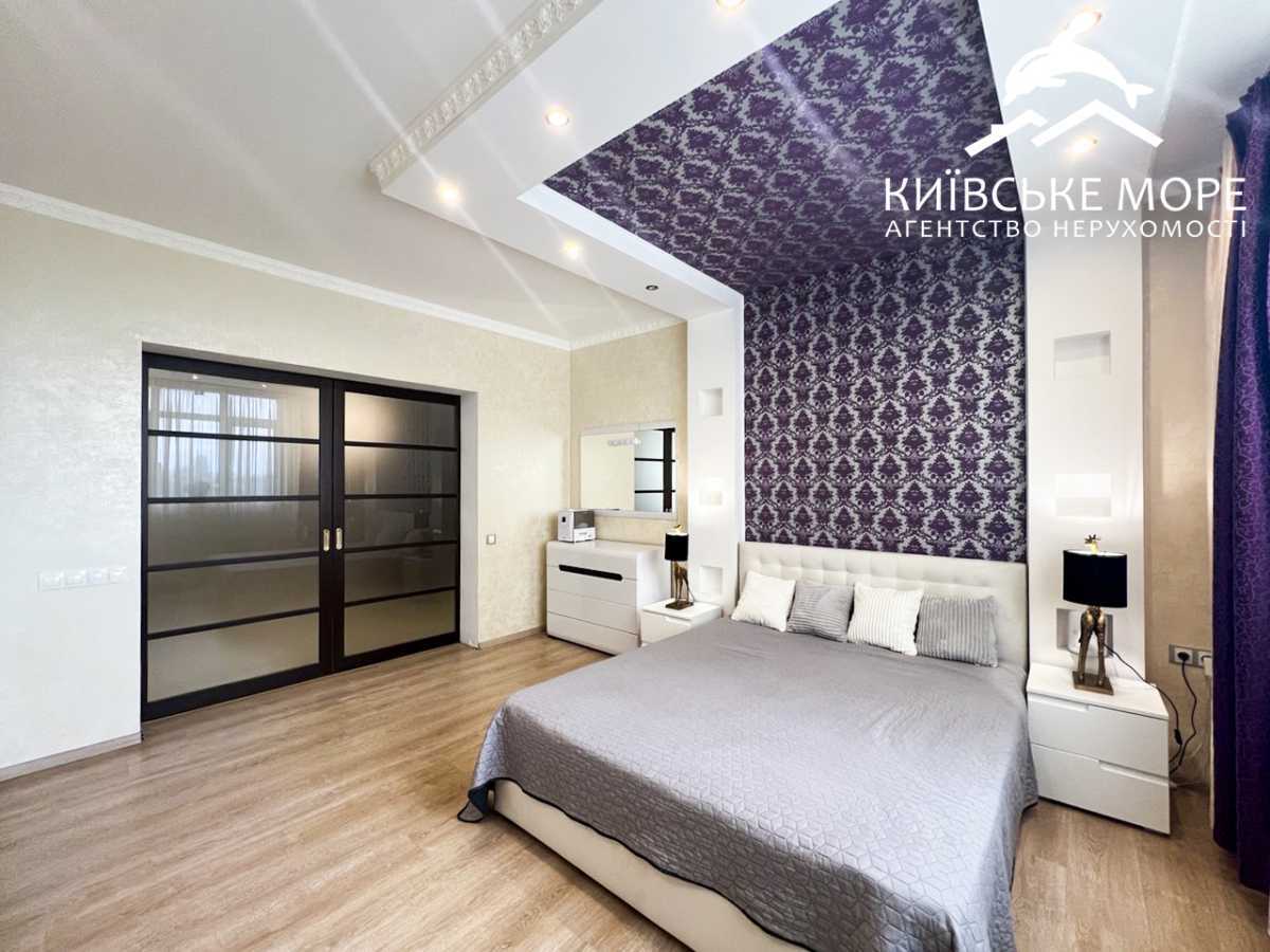 Продаж 3-кімнатної квартири 86 м², Воскресенська вул., 16Г