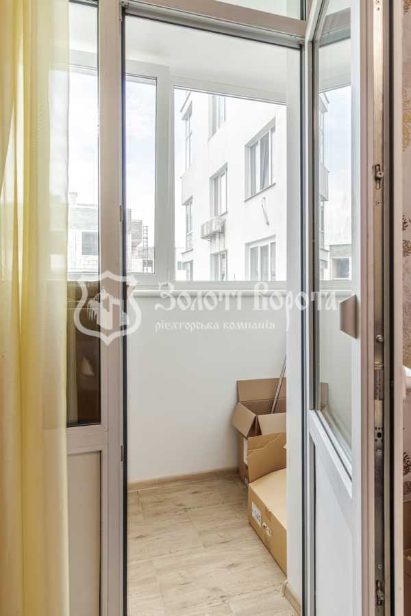 Продажа 4-комнатной квартиры 111 м², Светлая ул., 3д