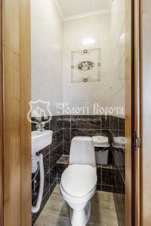 Продажа 4-комнатной квартиры 111 м², Светлая ул., 3д