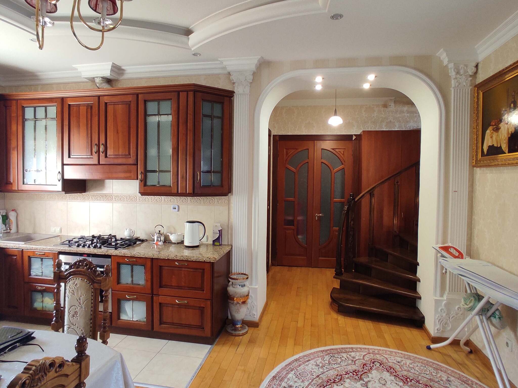 Продаж будинку 275 м², Ньютона вул.