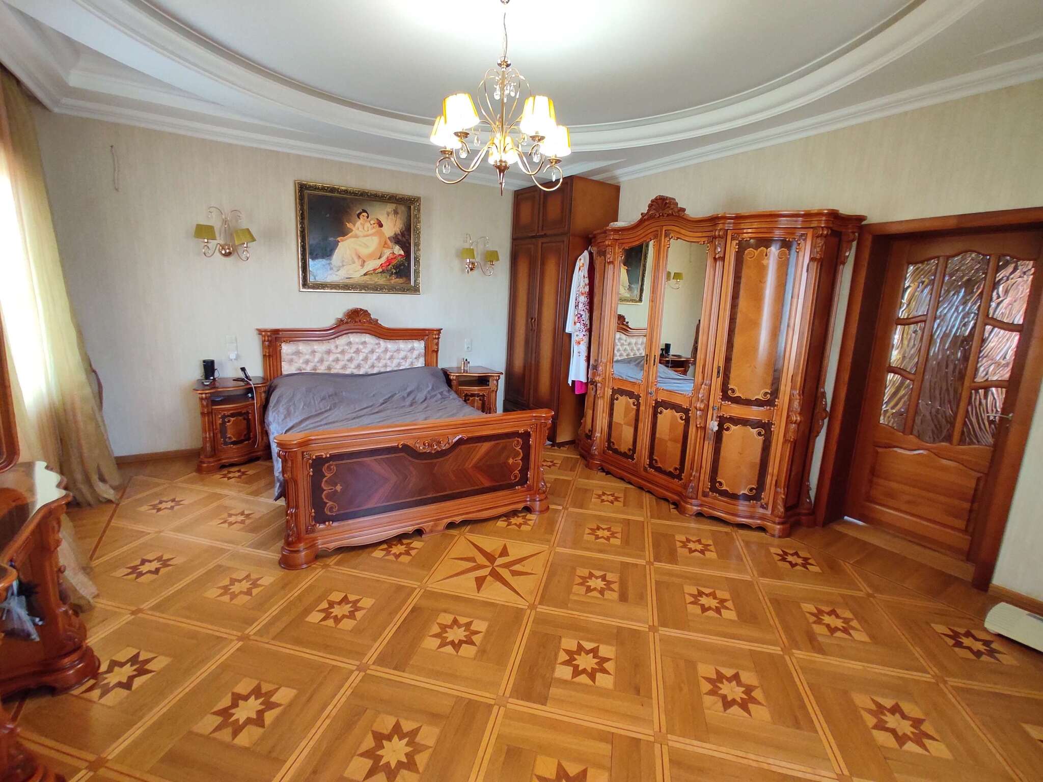 Продаж будинку 275 м², Ньютона вул.