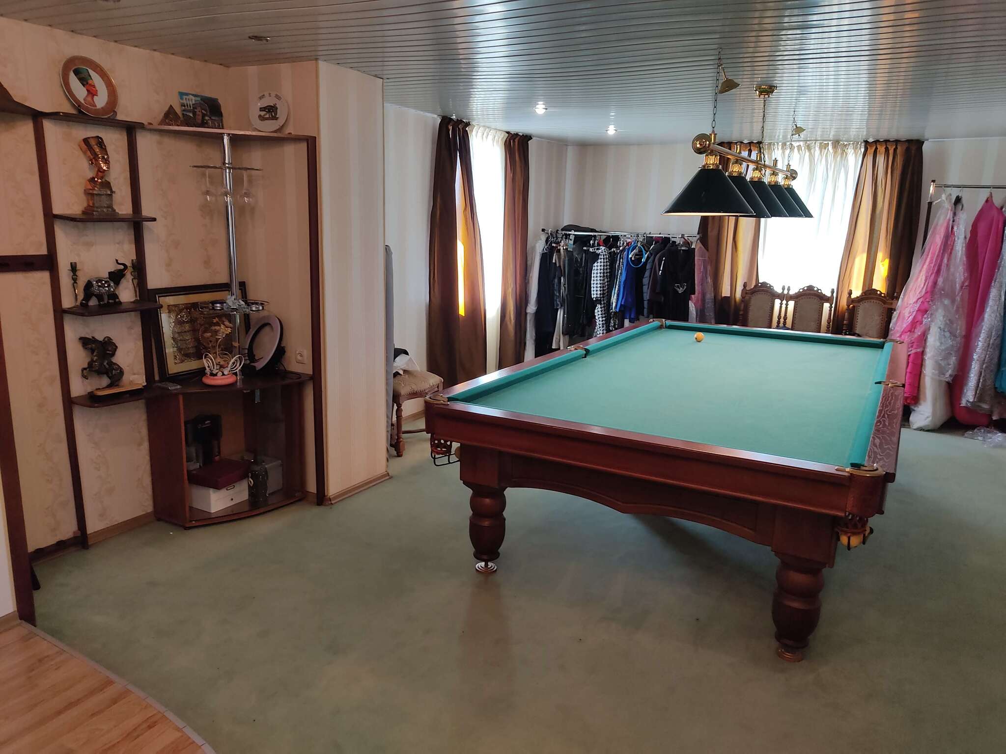 Продаж будинку 275 м², Ньютона вул.
