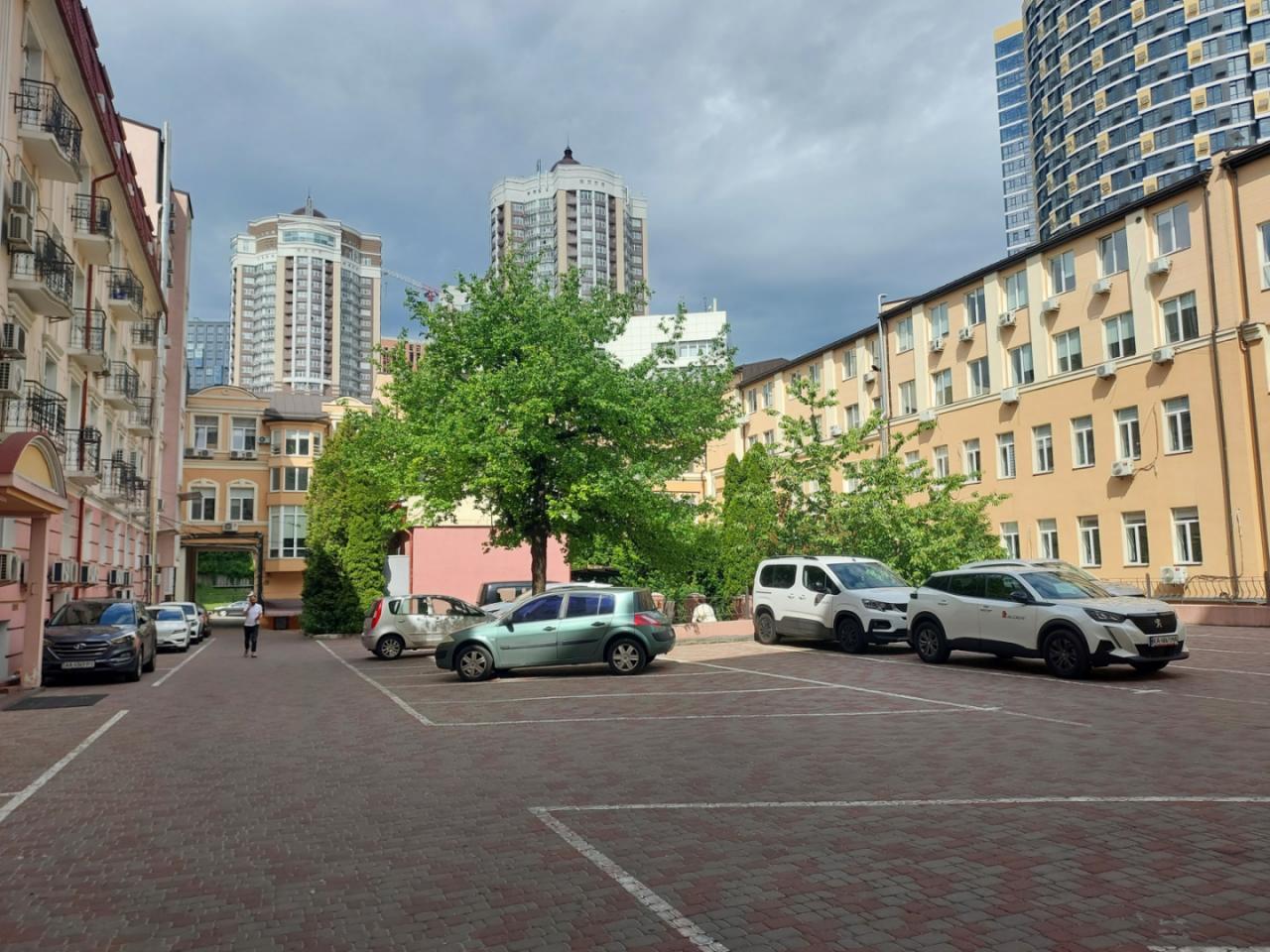 Аренда офиса 100 м², Глубочицкая ул.