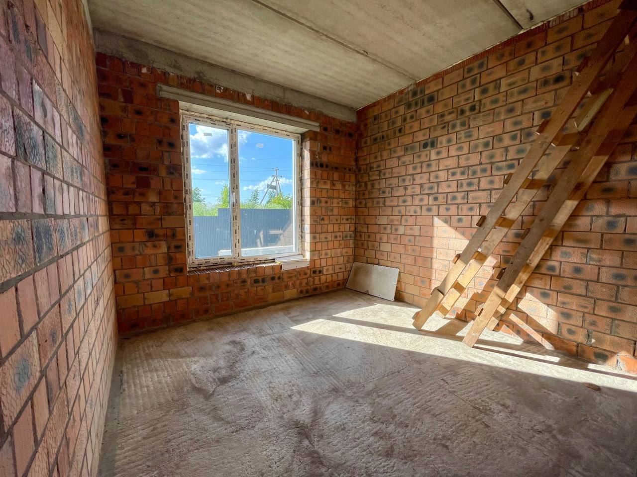 Продаж будинку 166.5 м²