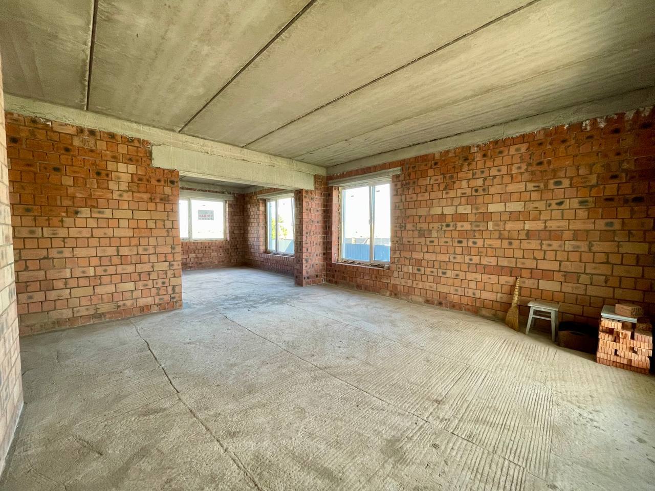 Продаж будинку 166.5 м²