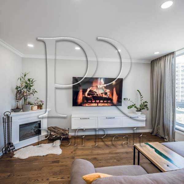 Продаж 3-кімнатної квартири 83 м², Правди просп., 43Б