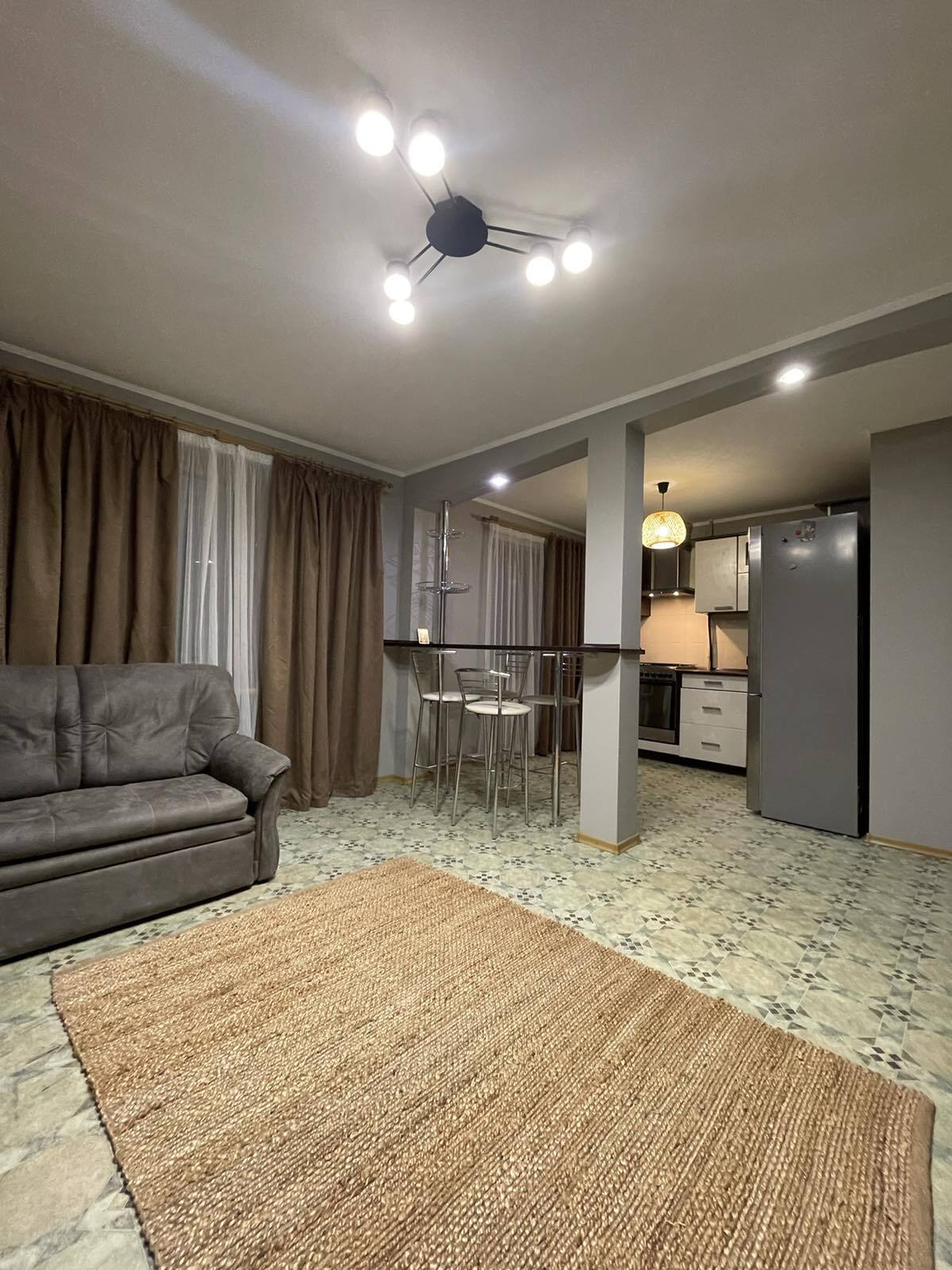 Аренда 3-комнатной квартиры 64 м², Большая Деевская ул., 52