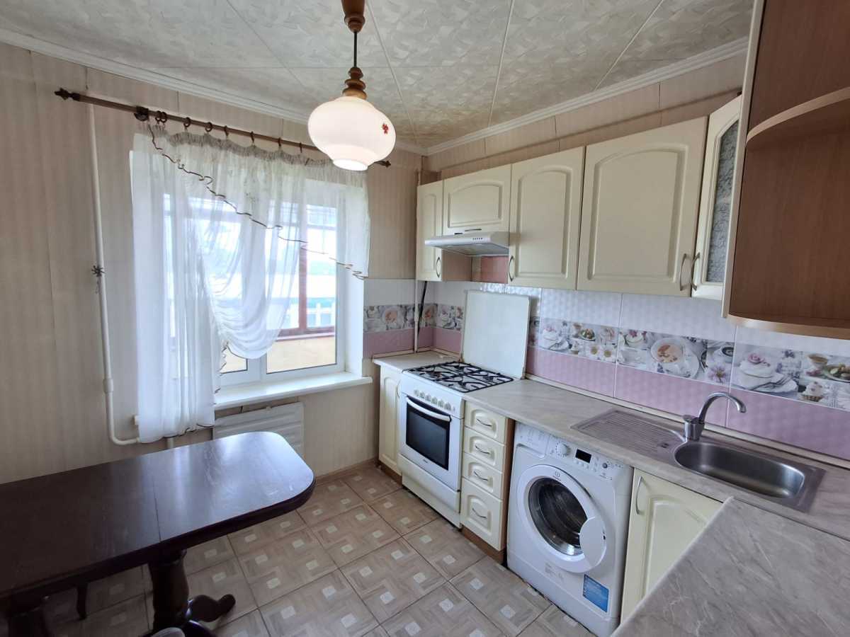 Продаж 3-кімнатної квартири 73 м², Челябінська, 1
