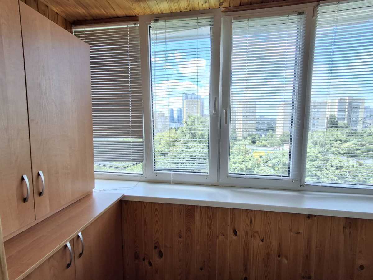Продаж 3-кімнатної квартири 73 м², Челябінська, 1