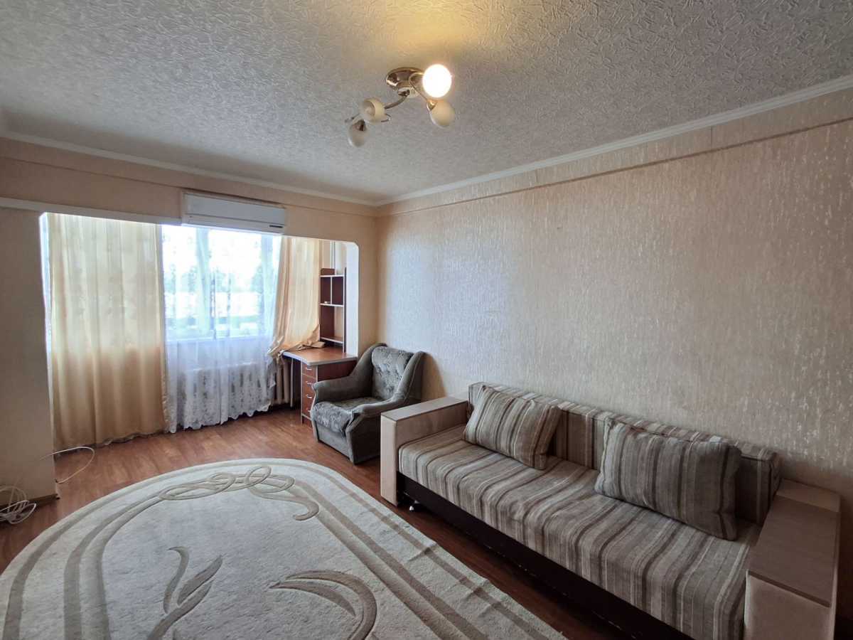 Продаж 3-кімнатної квартири 73 м², Челябінська, 1