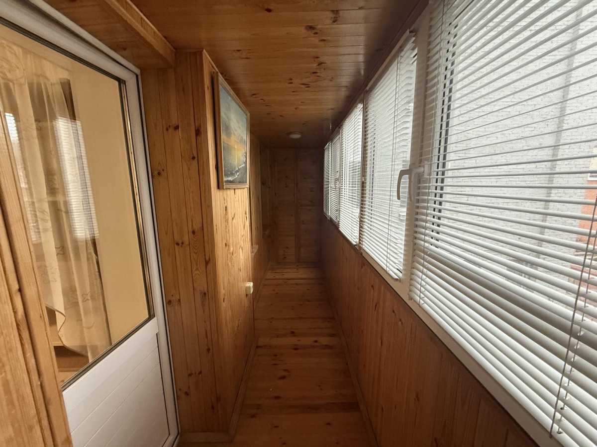 Оренда 3-кімнатної квартири 75 м², Оленівська вул., 10
