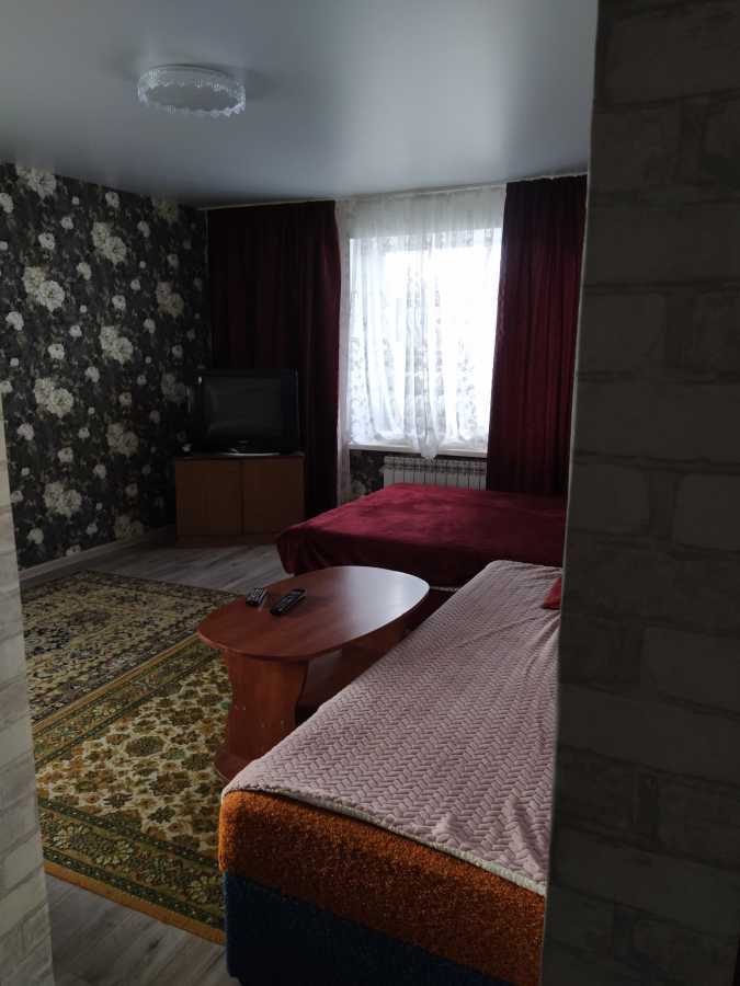1-комнатная квартира посуточно 42 м², Шатило ул.