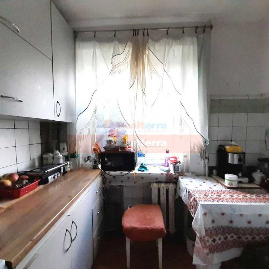 Продажа 3-комнатной квартиры 60.9 м², Кубанской Украины ул., 24