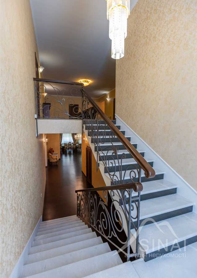 Продаж будинку 768 м², Мисливська, 19