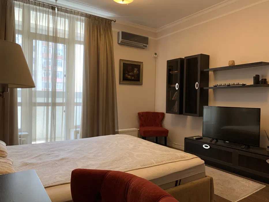 Оренда 1-кімнатної квартири 48 м², Михайла Драгомирова вул., 12