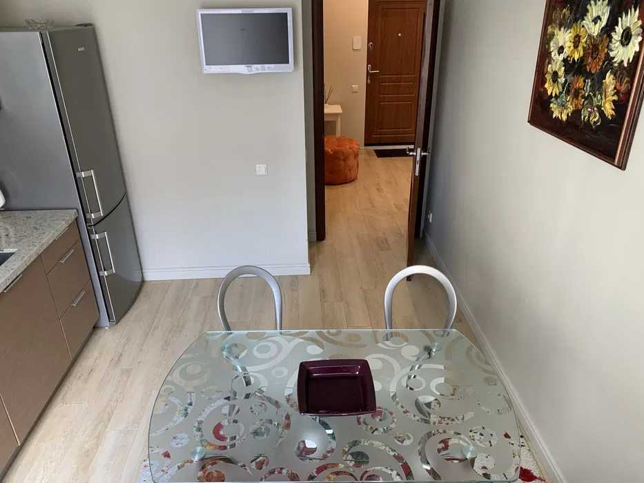 Оренда 1-кімнатної квартири 48 м², Михайла Драгомирова вул., 12