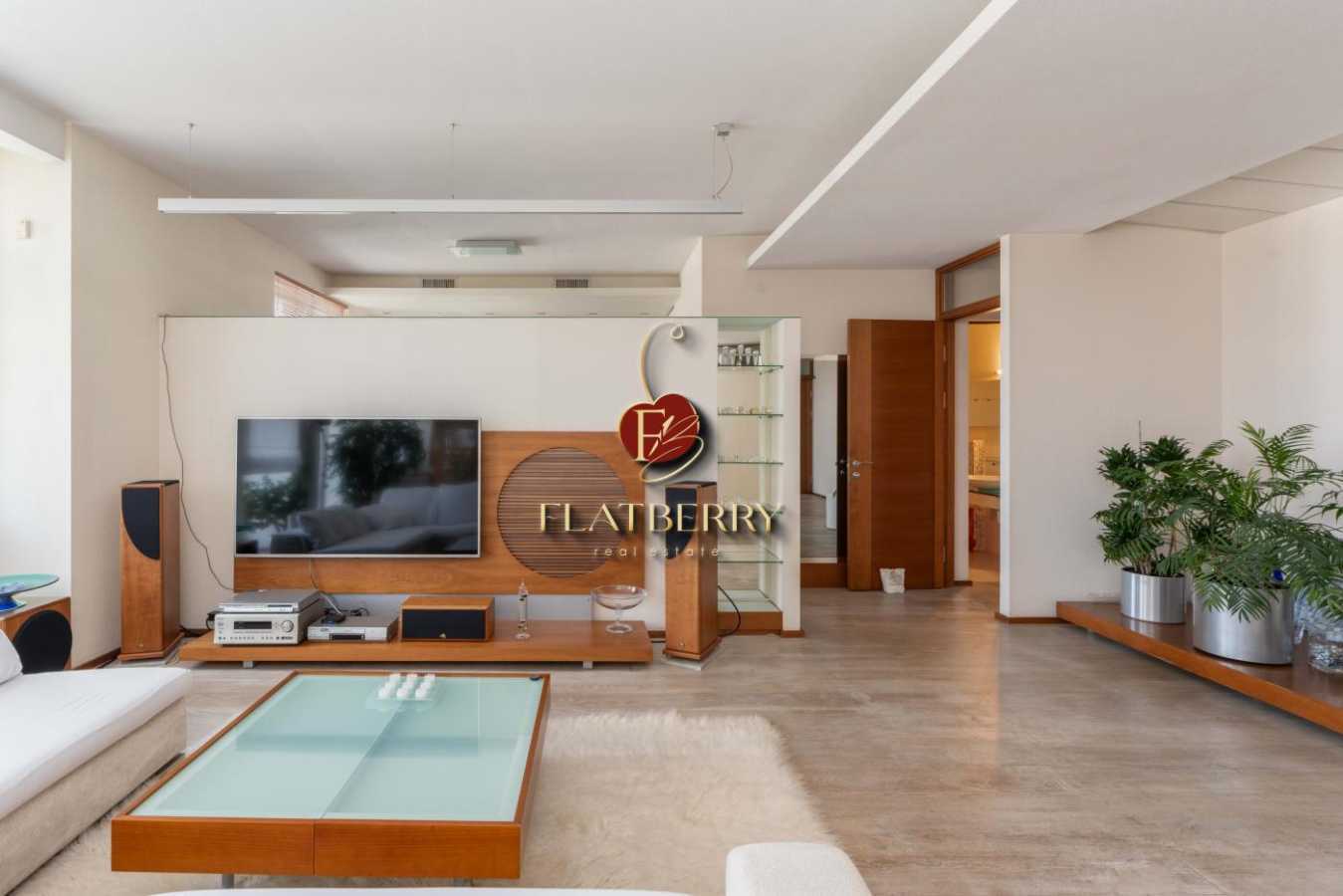 Продажа 3-комнатной квартиры 142.4 м², Гусовского ул., 11/11