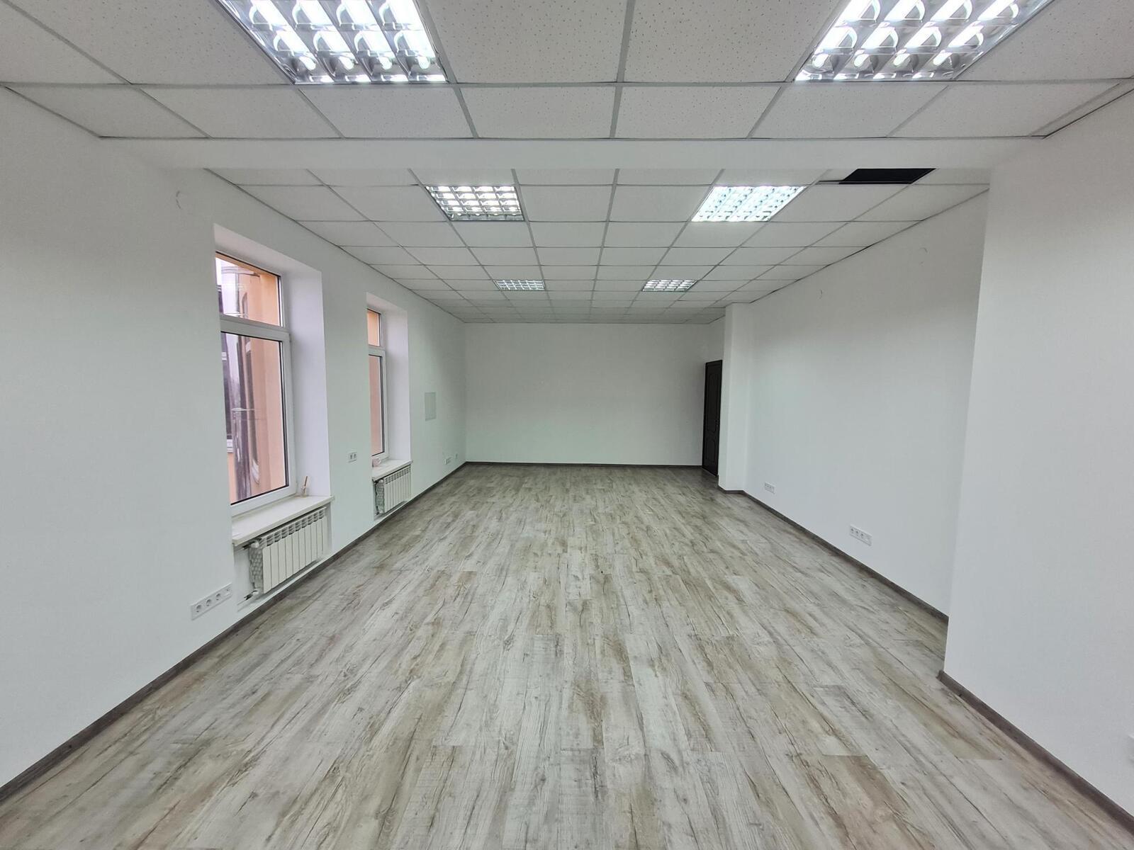 Аренда офиса 100 м², Нижний Вал ул.