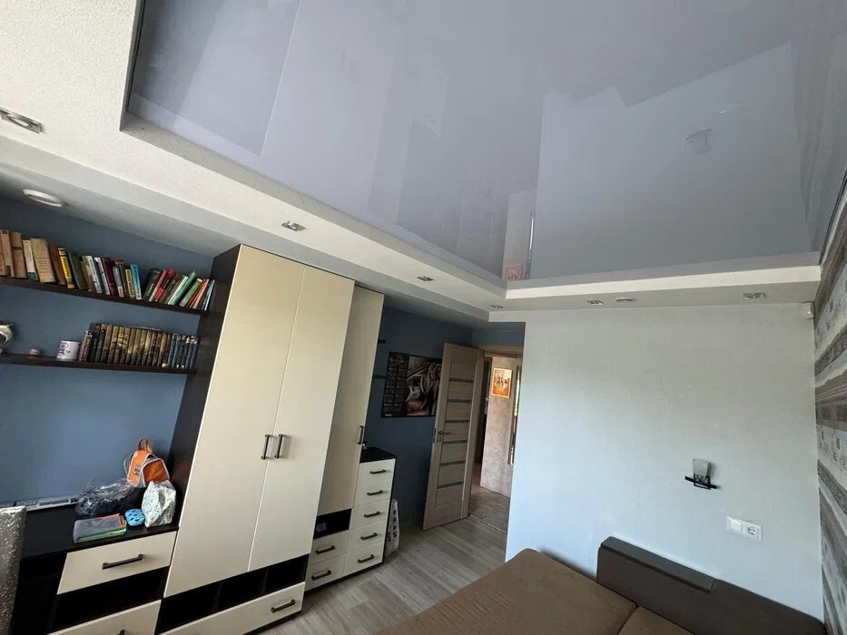 Продажа 3-комнатной квартиры 65 м², Казакевича ул.
