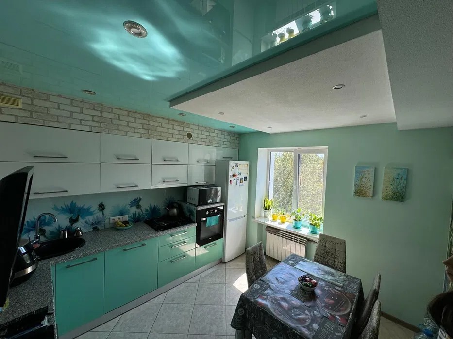 Продажа 3-комнатной квартиры 65 м², Казакевича ул.
