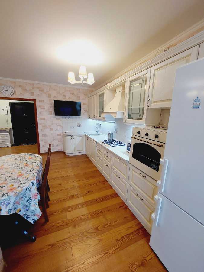 Оренда 2-кімнатної квартири 63 м², Метрологічна вул., 9В