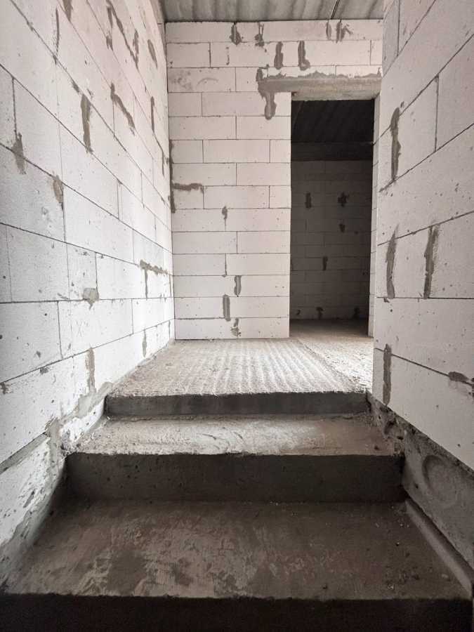 Продаж 2-кімнатної квартири 72 м², Ясна вул., 12