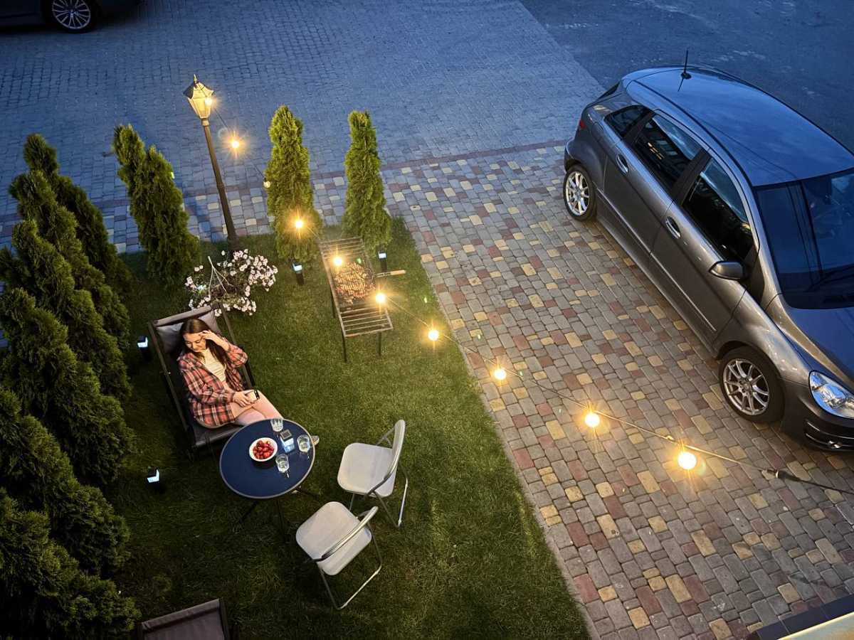 Продаж 2-кімнатної квартири 72 м², Ясна вул., 12
