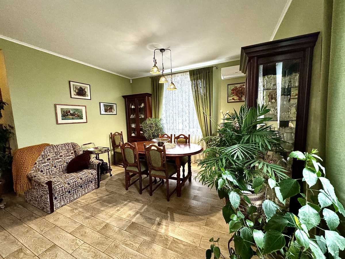 Продаж будинку 160 м², Лугова