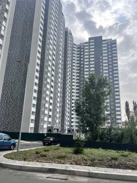 Продаж 2-кімнатної квартири 78 м², Коноплянська вул., 22б