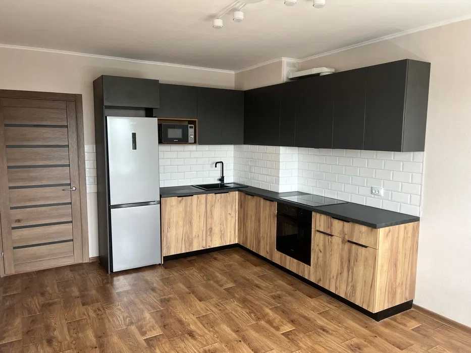 Продаж 2-кімнатної квартири 78 м², Коноплянська вул., 22б