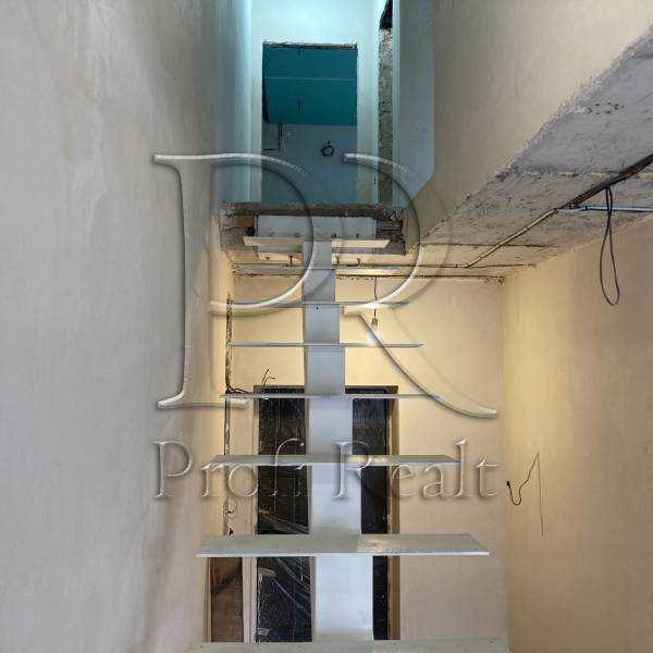 Продажа 3-комнатной квартиры 131 м², Тарасовская ул., 9