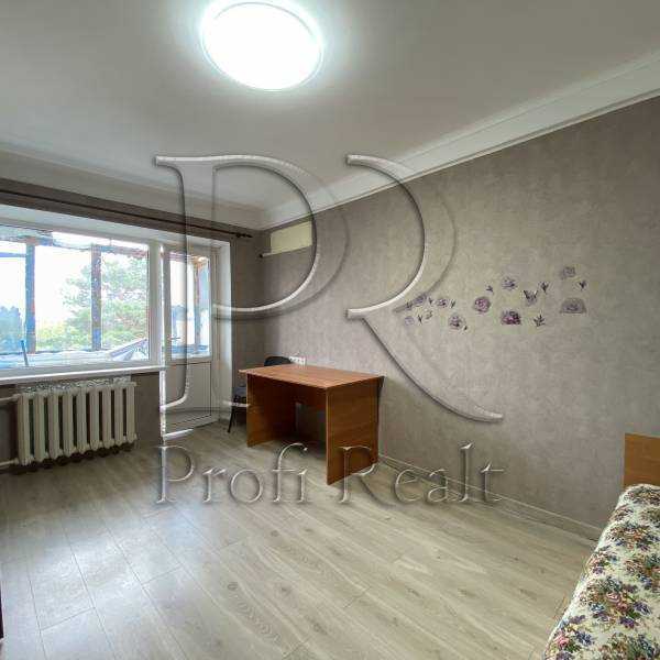 Продаж 1-кімнатної квартири 29 м², Перова бул., 16Г