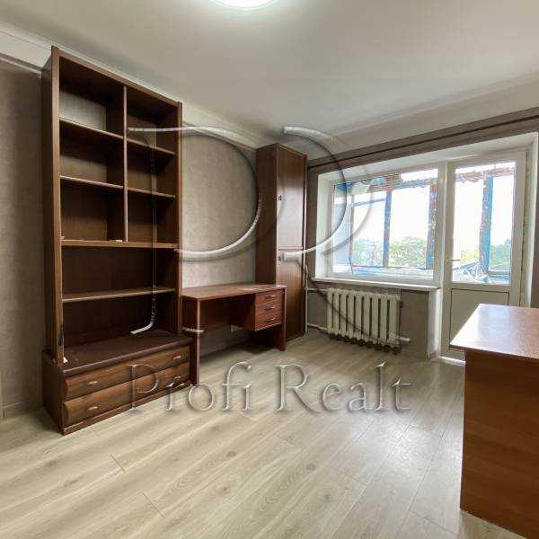 Продаж 1-кімнатної квартири 29 м², Перова бул., 16Г