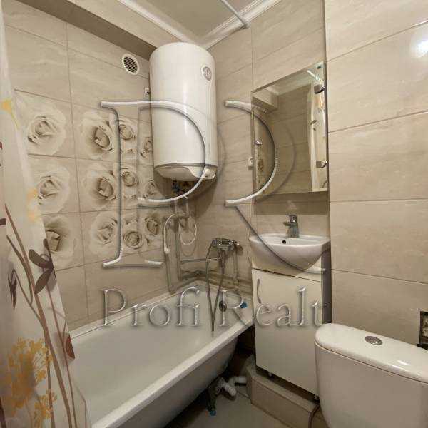 Продаж 1-кімнатної квартири 29 м², Перова бул., 16Г
